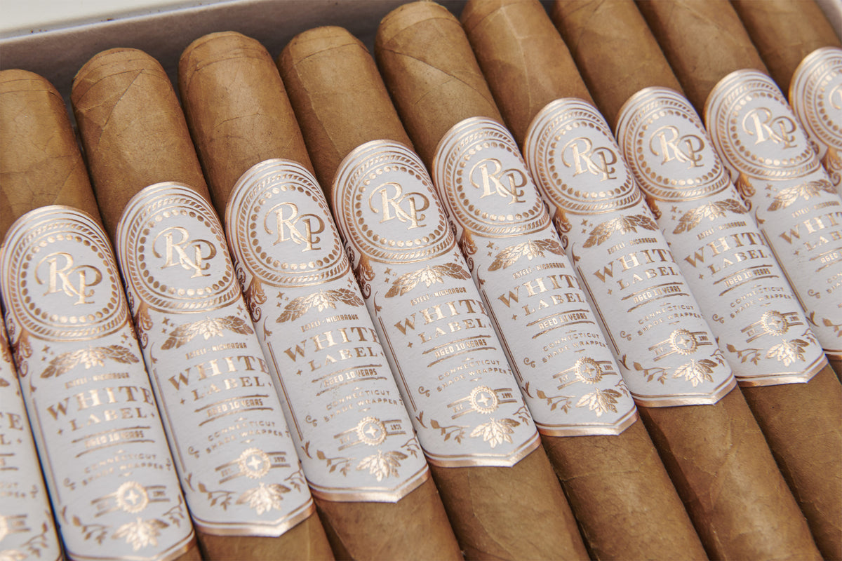 Rocky Patel White Label Robusto