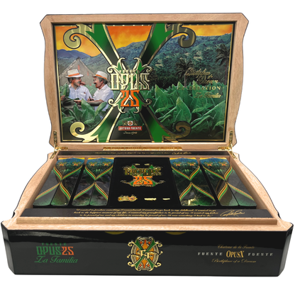 Fuente Fuente OpusX 25th Aniversario Ultimate Collector’s Bundle