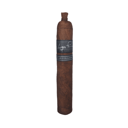Liga Privada 10 Aniversario Robusto cigar with Connecticut River Valley Criollo wrapper, 5x54, medium-to-full strength.